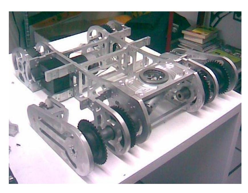 Fig. 4 (b) Tracked wheel rescue robot IXNAMIKI: prototype