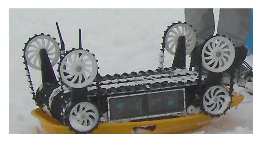 Kenaf and Quince: 6DOF Tracked Vehicle with Sub-tracks