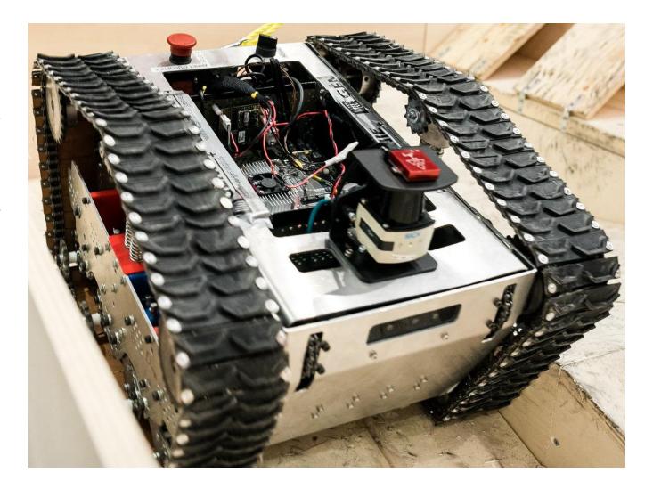 Photo our robot at the 2019 open house of École de Technologie Supérieure