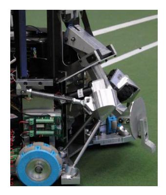 Fig. 13. Side view kicking mechanism, flat shot.