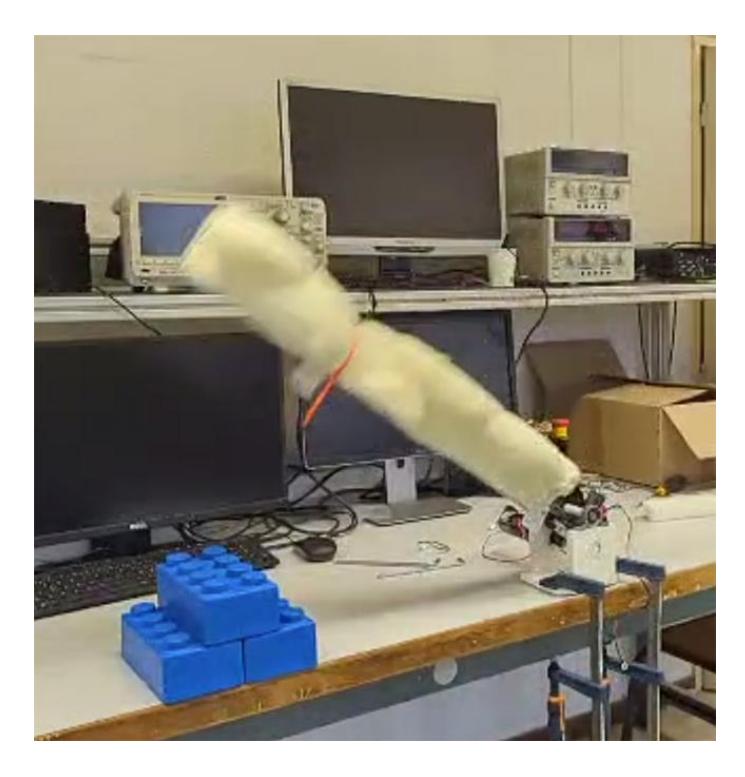 Fig. 5. RCT keeper arm in test