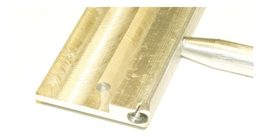 Fig. 1. Broken flat kicking plate