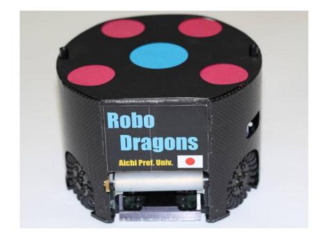Current robot developed in 2012 (Left: without cover, Right: with cover)