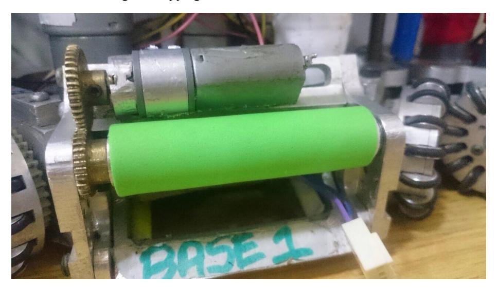 Figure 3.3.1: Chipper and Dribbler Assembly