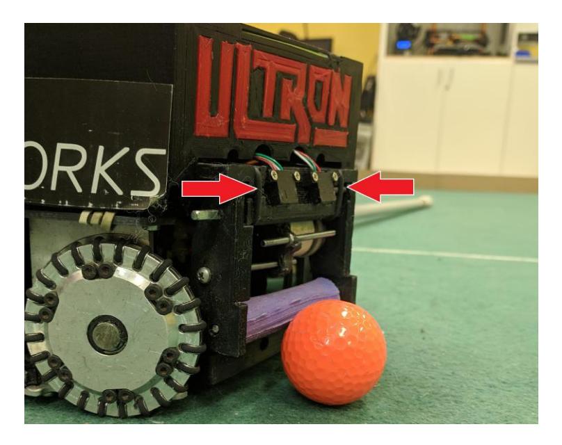 Fig. 2. Current ball detector, it uses two infrared sensors to detect the ball's position.